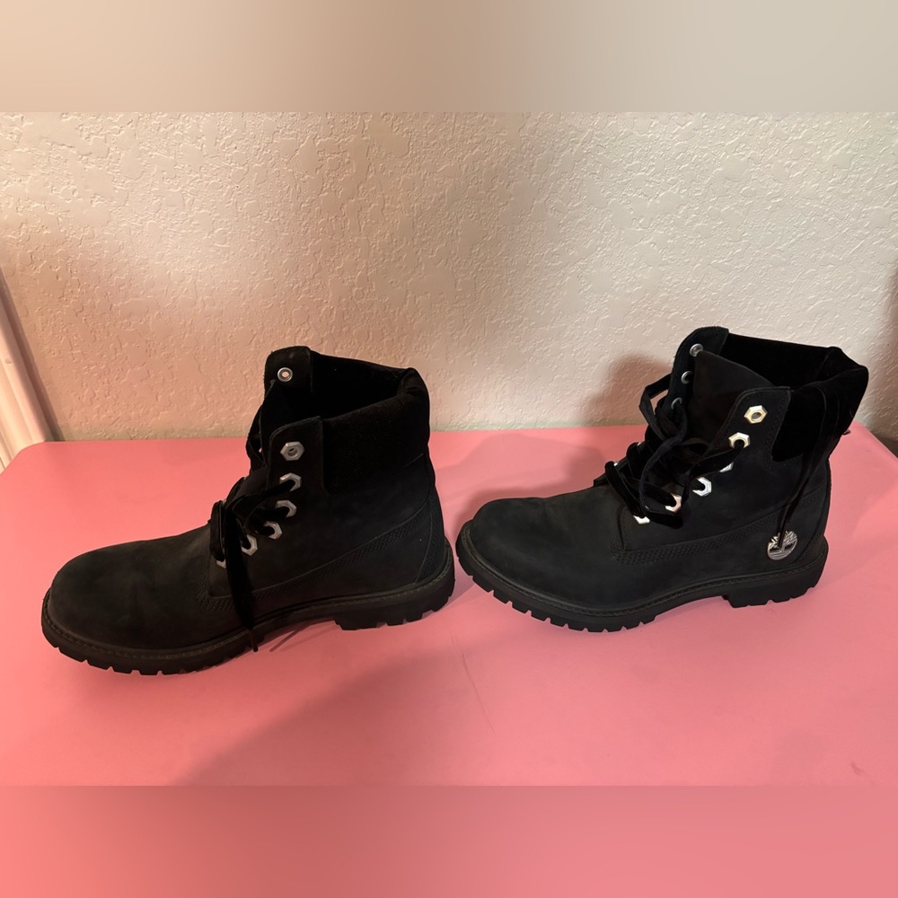Timberland Black Nubuck Ankle Boots - Picture 5 of 8